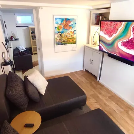 Apartment Basement *