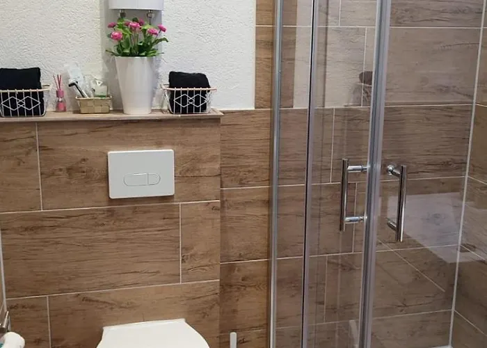 Basement 公寓 克桑滕