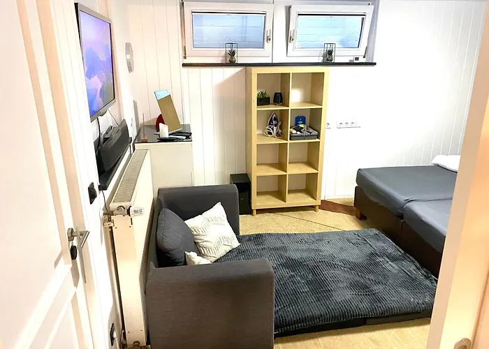 Basement Appartement *